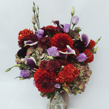 Load image into Gallery viewer, Vase Arrangement