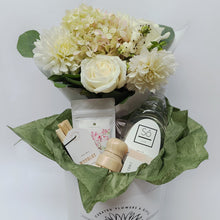 Load image into Gallery viewer, Housewarming Gift Box