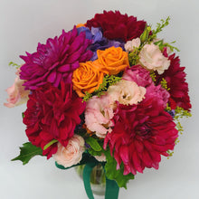 Load image into Gallery viewer, Vase Arrangement