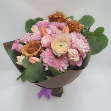 Load image into Gallery viewer, Hand Tied Bouquet