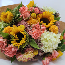 Load image into Gallery viewer, Autumn Bouquet