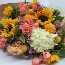 Load image into Gallery viewer, Autumn Bouquet