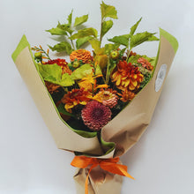 Load image into Gallery viewer, Autumn Bouquet