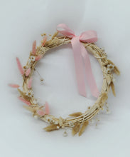 Load image into Gallery viewer, Dried Floral Wreath