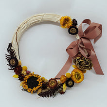 Load image into Gallery viewer, Dried Floral Wreath