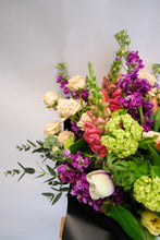 Load image into Gallery viewer, Cheer Bouquet