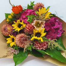 Load image into Gallery viewer, Hand Tied Bouquet