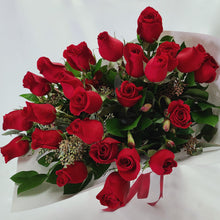 Load image into Gallery viewer, Valentine Rose Bouquet