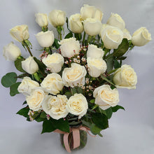 Load image into Gallery viewer, Valentine Vase of Roses