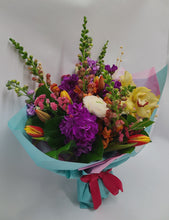 Load image into Gallery viewer, Happy Retirement Bouquet