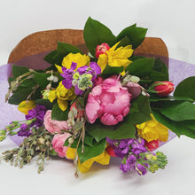 Load image into Gallery viewer, Mother&#39;s Day Bouquet