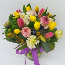 Load image into Gallery viewer, Mother's Day Vase Arrangement