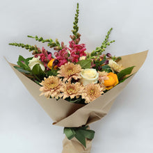 Load image into Gallery viewer, Valentine Bouquet