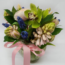 Load image into Gallery viewer, Mother's Day Vase Arrangement